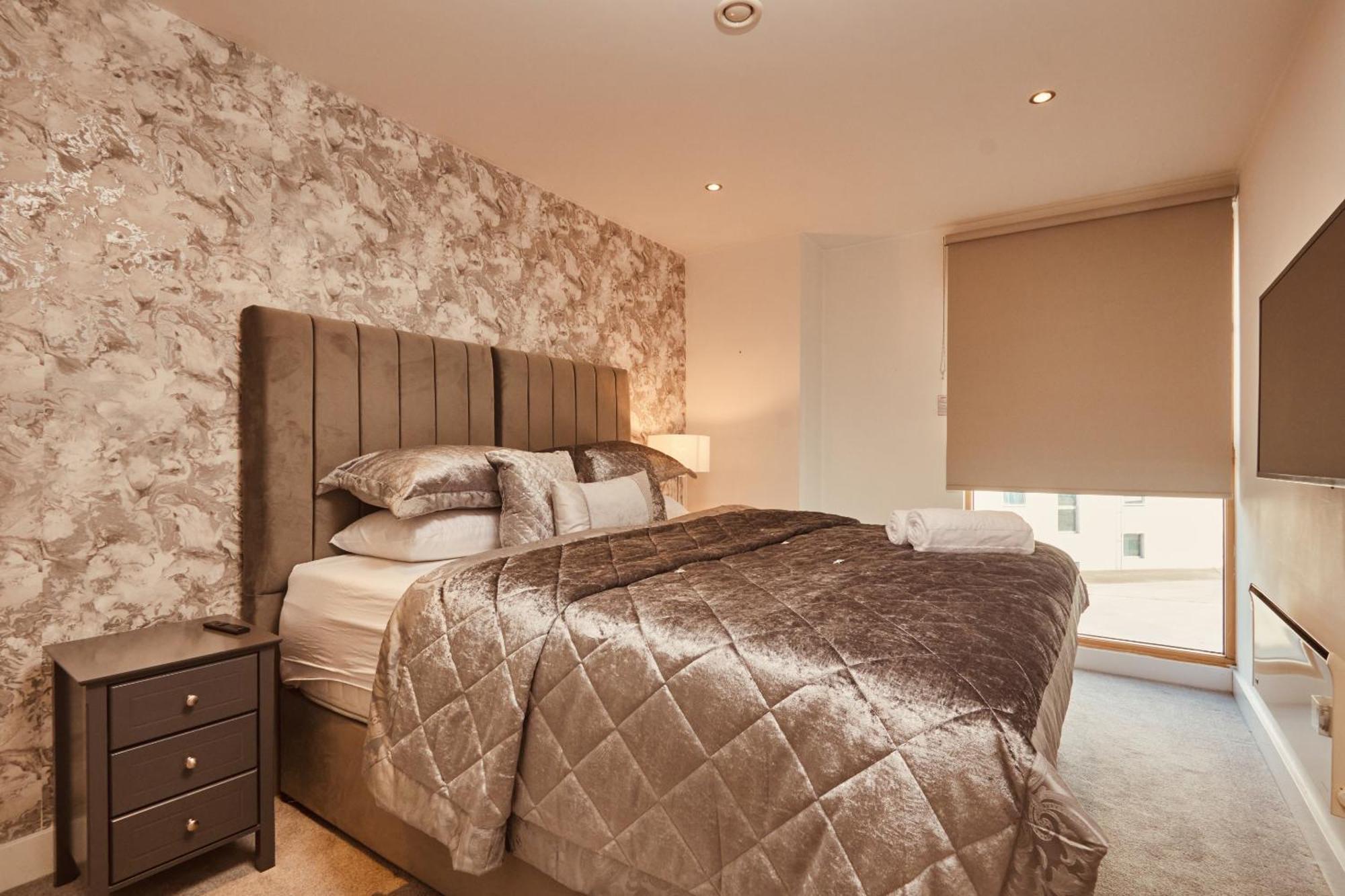 Central Leeds Dock Apt, Free Secure Parking! 2 Bed Εξωτερικό φωτογραφία