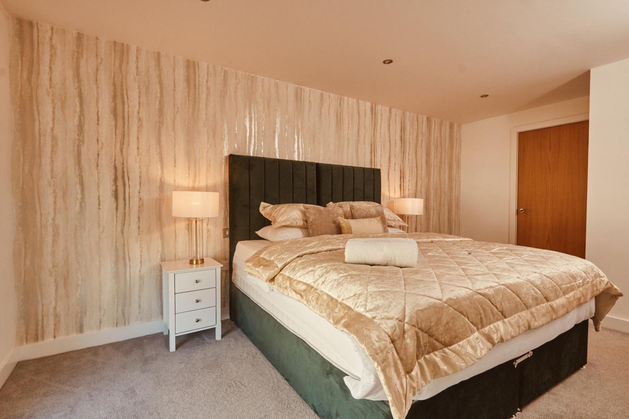 Central Leeds Dock Apt, Free Secure Parking! 2 Bed Εξωτερικό φωτογραφία